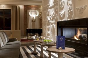 Restaurant-lounge